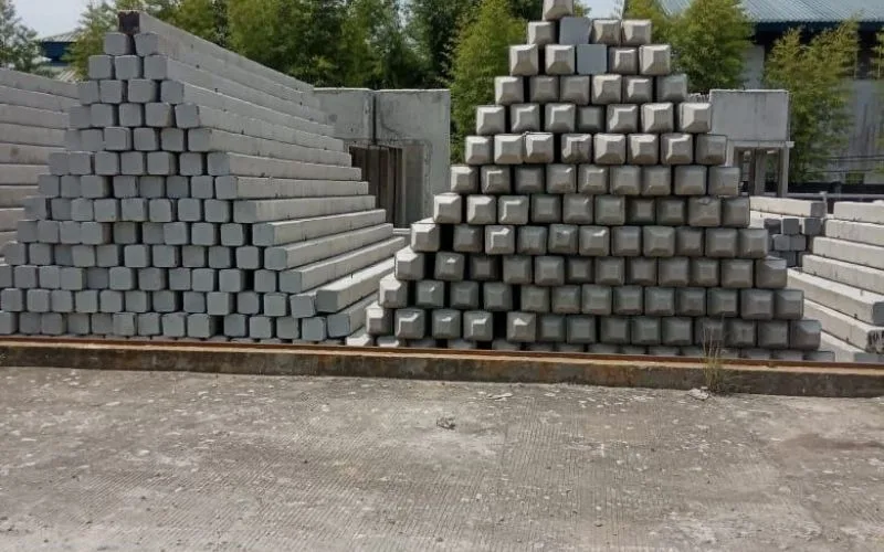 Alat pancang tiang beton