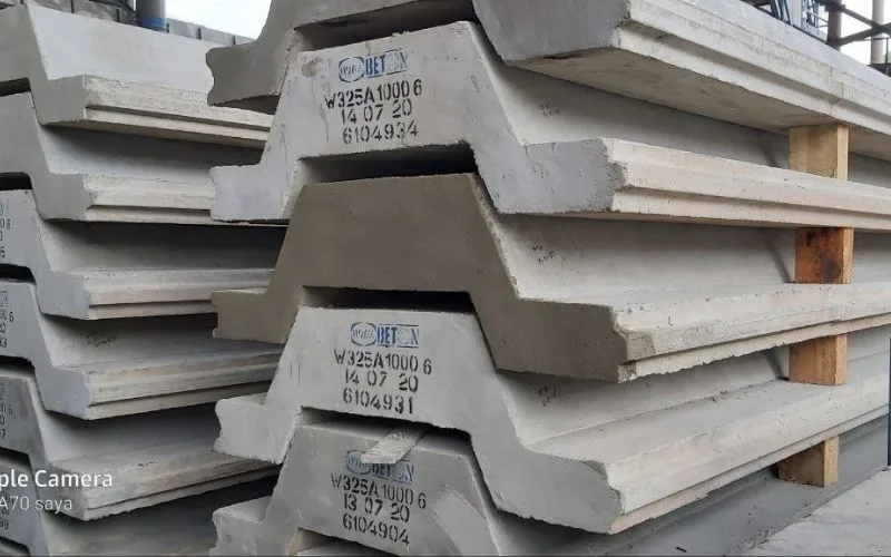 Sheet pile beton