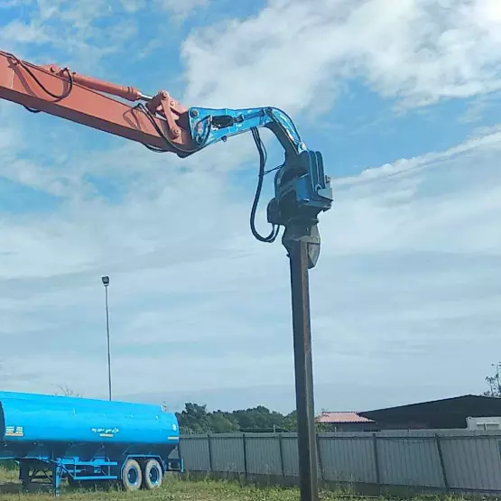 vibro pile driver 3